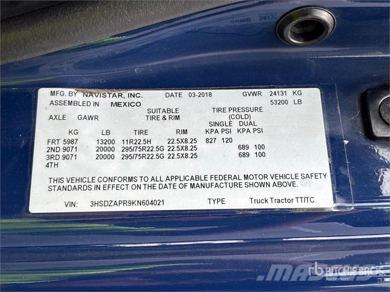 International LT625 Prime Movers