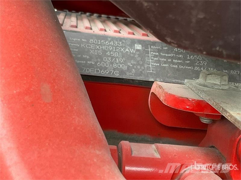 International LT625 Седельные тягачи