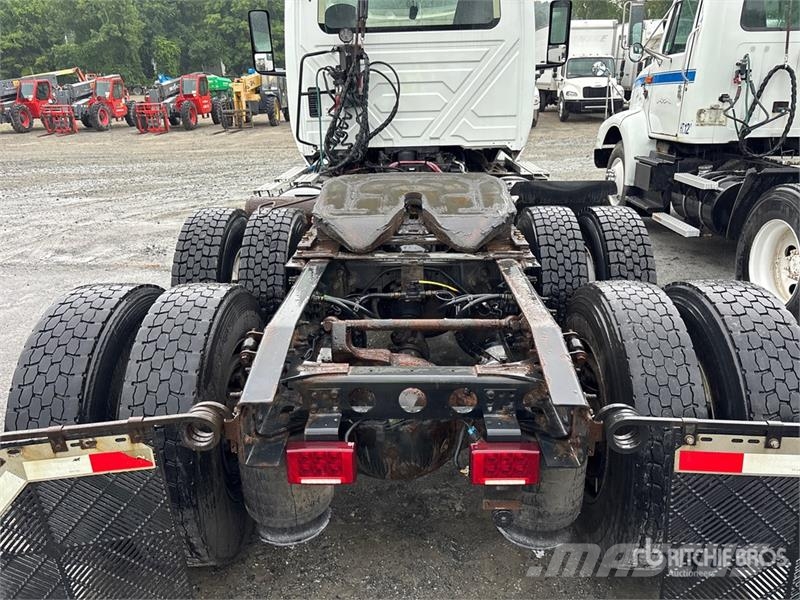 International LT625 6x4 T/A Day Cab Truck Tractor Prime Movers