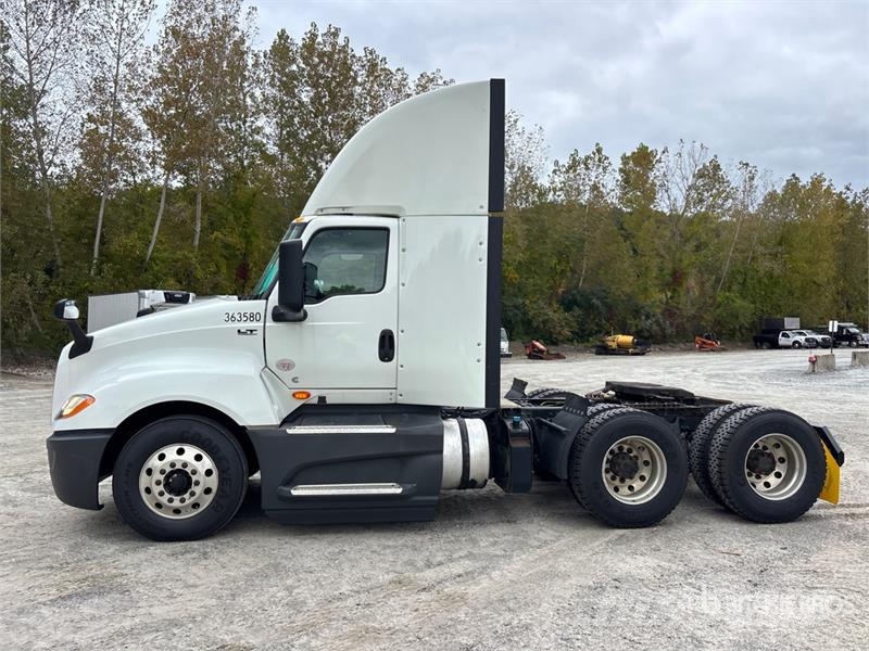 International LT625 6x4 T/A Day Cab Truck Tractor 牵引车
