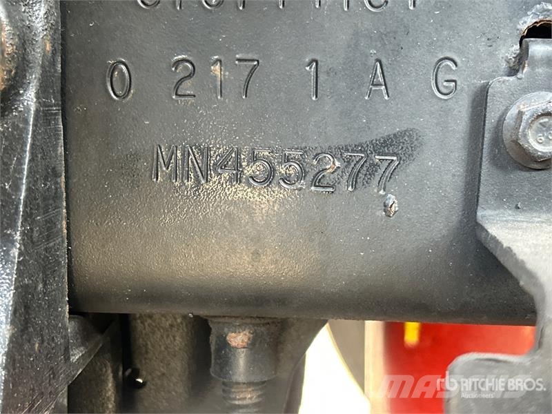 International LT625 T/A Day Cab Truck Tractor Ciągniki siodłowe