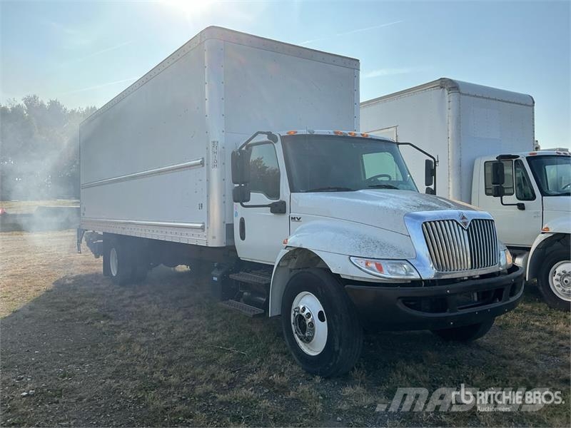 International MV 607 4x2 Van Truck (Inoperable) Camiones caja cerrada