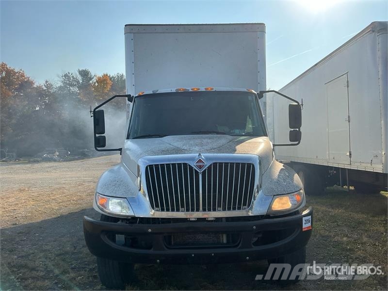 International MV 607 4x2 Van Truck (Inoperable) Camiones caja cerrada
