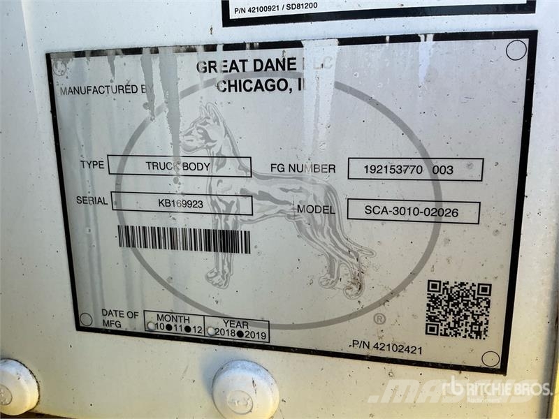 International MV607 4x2 Van Truck Autocamioane