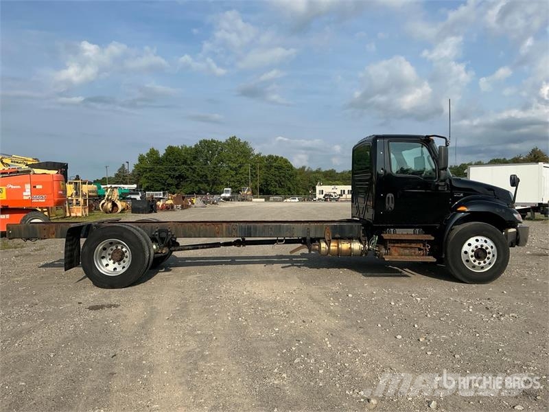 International MV607 4x2 Cab and Chassis Кабини