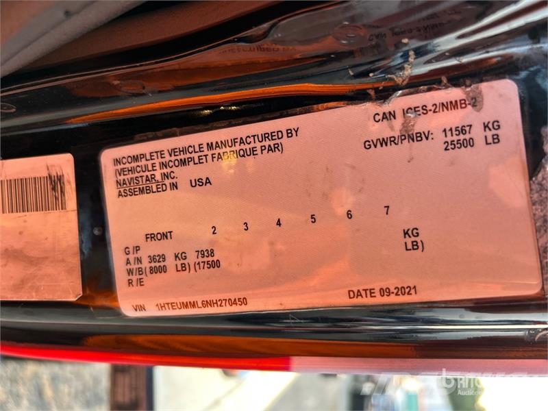 International MV607 4x2 Rollback Truck Sleepwagens