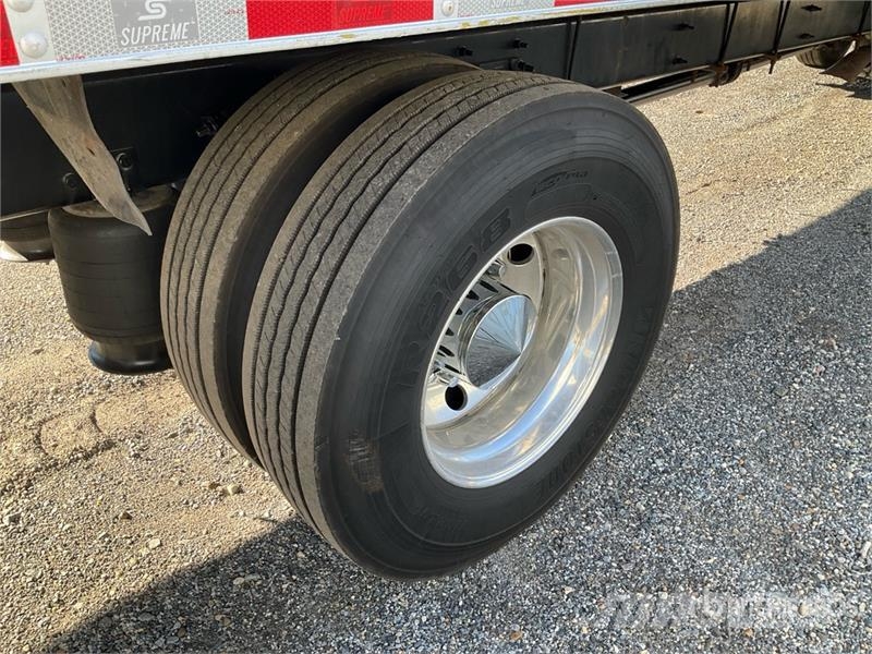 International MV607 4x2 Van Truck 貨箱式卡車