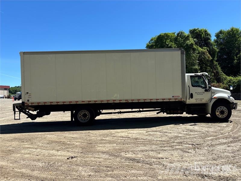 International MV607 4x2 Van Truck Bakwagens met gesloten opbouw