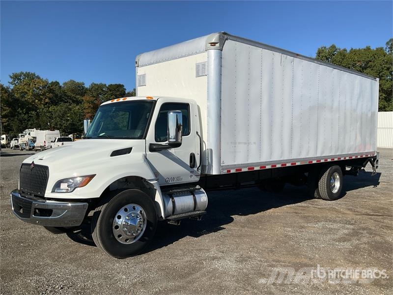 International MV607 4x2 Van Truck 貨箱式卡車