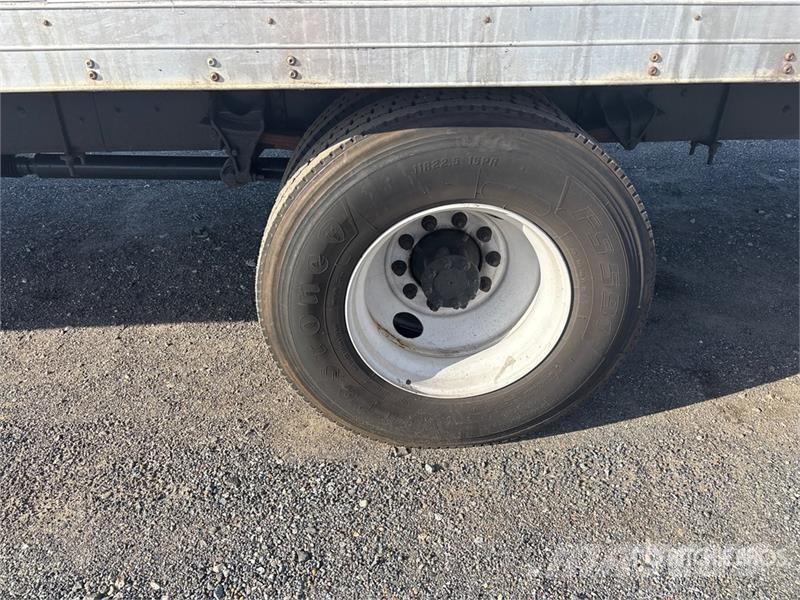 International MV607 4x2 Van Truck Φορτηγά Κόφα