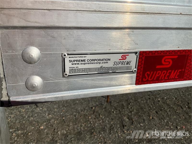 International MV607 4x2 Van Truck 貨箱式卡車