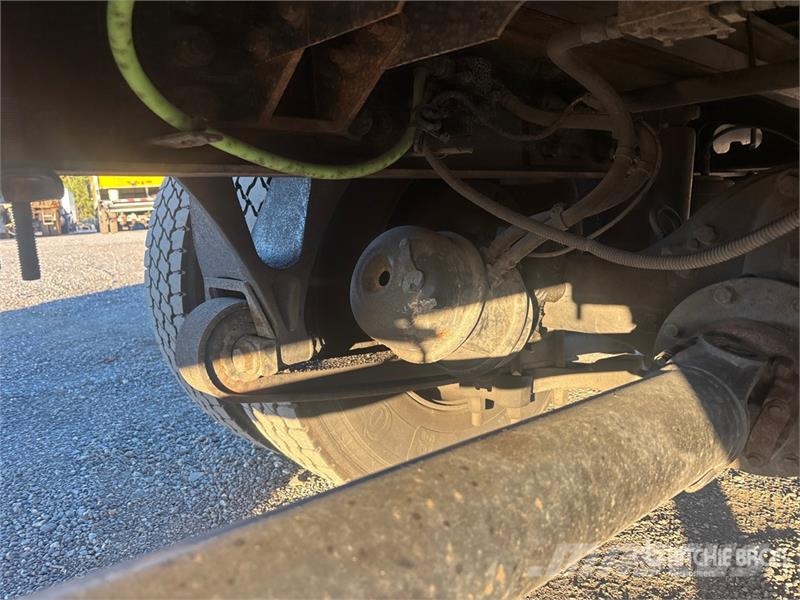 International MV607 4x2 Curtain Side Truck Φορτηγά Καρότσα - Κουρτίνα