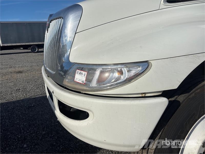 International MV607 4x2 Van Truck Φορτηγά Κόφα