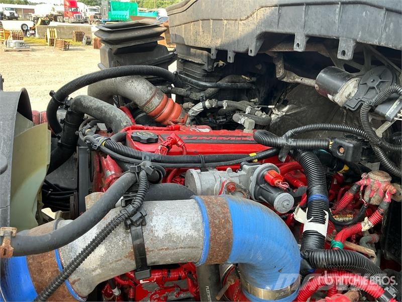 International MV607 4x2 Cab and Chassis Кабини