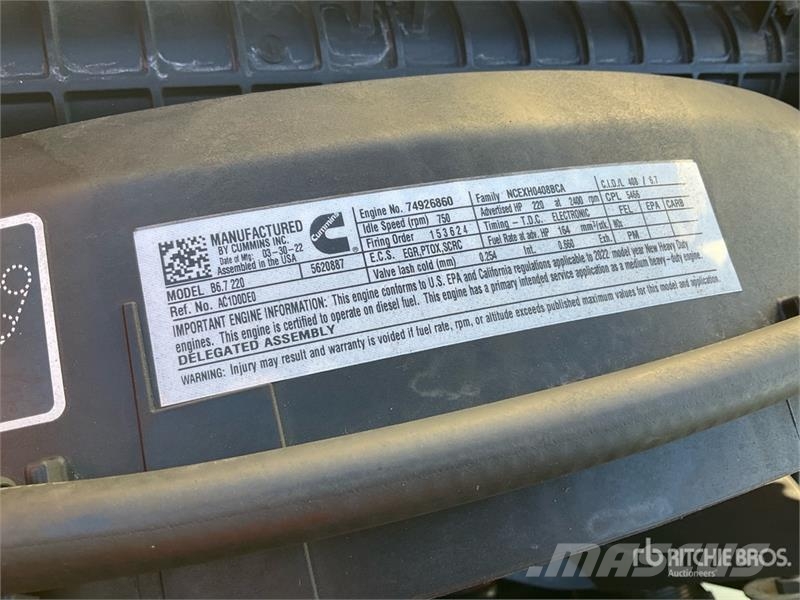 International MV607 4x2 Van Truck 貨箱式卡車