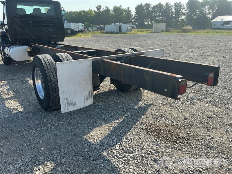 International MV607 4x2 Cab and Chassis Кабини