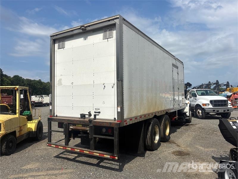 International MV607 6x4 Van Truck Sanduk kamioni