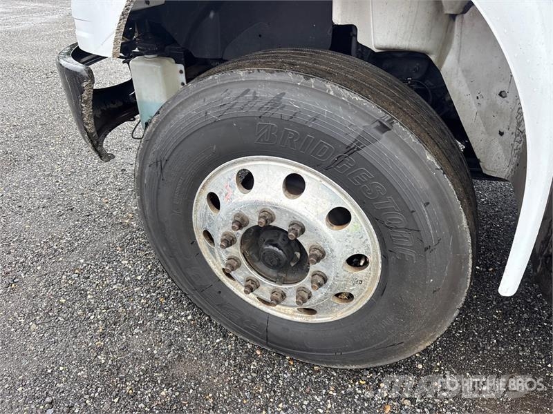 International MV607 SBA 4x2 Van Truck Kofferaufbau
