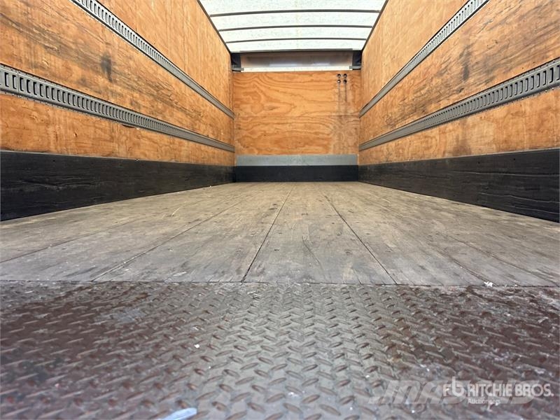 International MV607 SBA 4x2 Van Truck Kofferaufbau