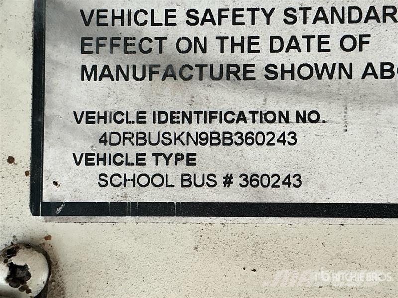 International PB105 4x2 48-Seat School Bus Minibusse