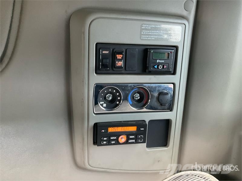 International ProStar+ 122 6x4 T/A Sleeper Truck Tractor Traktorske jedinice