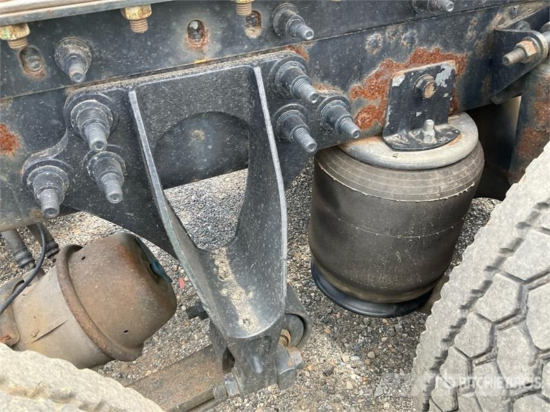International ProStar+ 122 6x4 T/A Sleeper Truck Tractor Traktorske jedinice