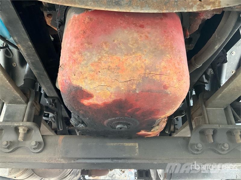 International ProStar+ 122 6x4 T/A Sleeper Truck Tractor Traktorske jedinice