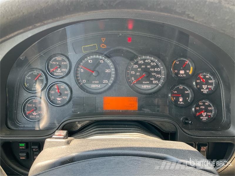 International ProStar+ 122 6x4 T/A Sleeper Truck Tractor Traktorske jedinice