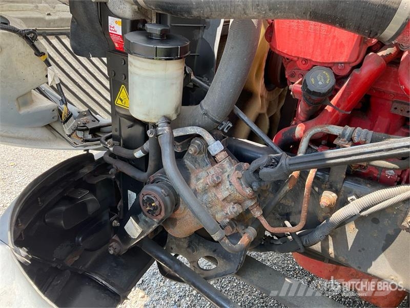 International ProStar+ 122 6x4 T/A Sleeper Truck Tractor Traktorske jedinice