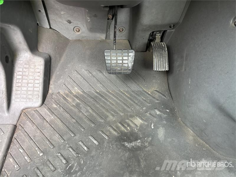 International RH613 4x2 S/A Day Cab Truck Tractor Motrici e Trattori Stradali