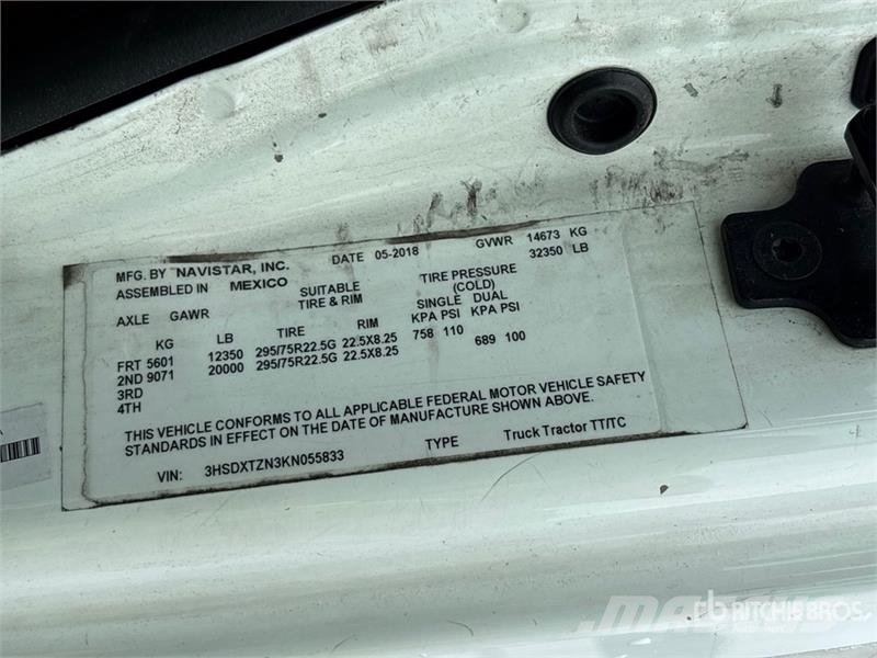International RH613 4x2 S/A Day Cab Truck Tractor Motrici e Trattori Stradali