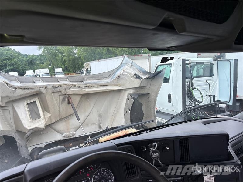 International RH613 4x2 S/A Day Cab Truck Tractor Motrici e Trattori Stradali