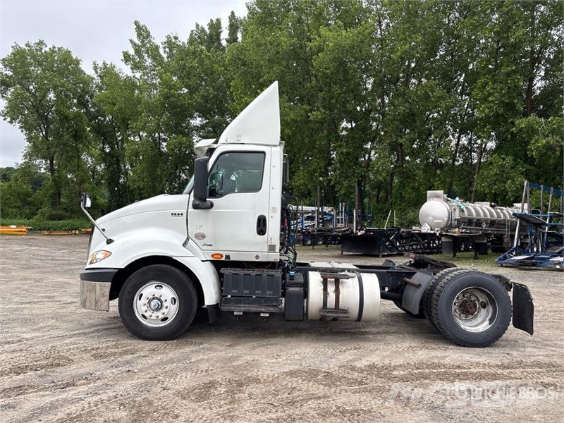 International RH613 4x2 S/A Day Cab Truck Tractor Motrici e Trattori Stradali