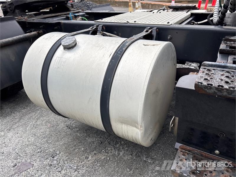 International RH613 4x2 S/A Day Cab Truck Tractor Motrici e Trattori Stradali