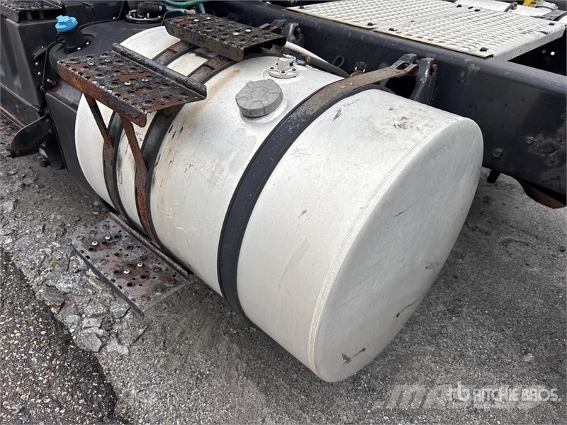 International RH613 4x2 S/A Day Cab Truck Tractor Motrici e Trattori Stradali