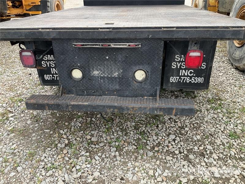 International Terrastar 4x4 Crew Cab Flatbed Truck Camioane platforma/prelata