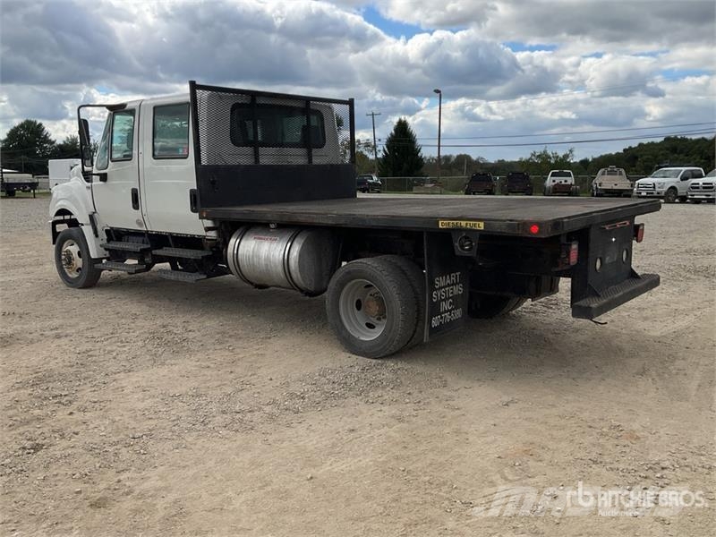 International Terrastar 4x4 Crew Cab Flatbed Truck Camioane platforma/prelata
