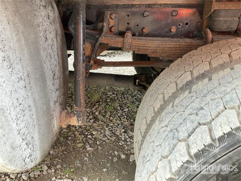 International Terrastar 4x4 Crew Cab Flatbed Truck Camioane platforma/prelata