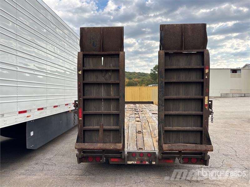 Interstate 31 ft T/A Equipment Trailer Járműszállító pótkocsik