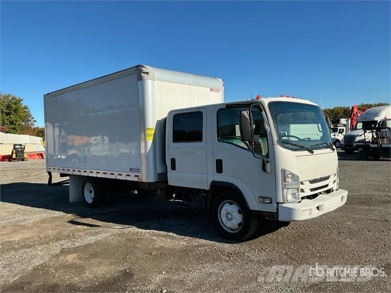 Isuzu NPR 貨箱式卡車