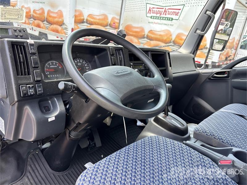 Isuzu NPR Caminhões com temperatura controlada