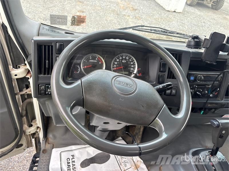 Isuzu NPR Camiones plataforma