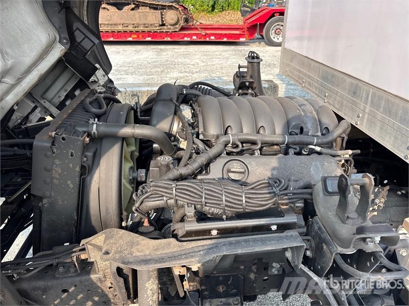 Isuzu NPR شاحنات بدرجة حرارة قابلة للضبط
