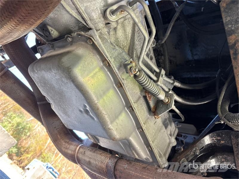 Isuzu NPR Tippbilar