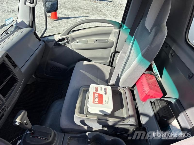 Isuzu NPR Otros camiones