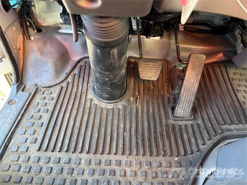 Isuzu NPR Otros camiones