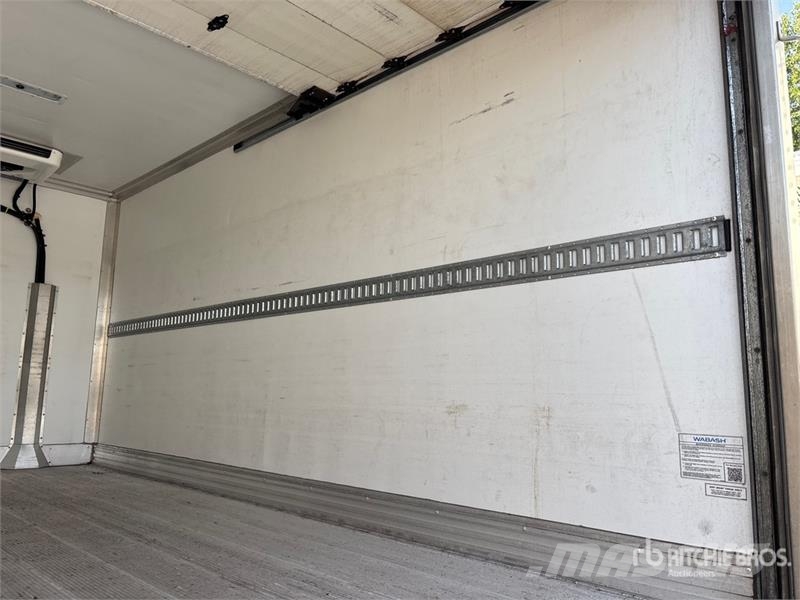 Isuzu NPR Caminhões com temperatura controlada