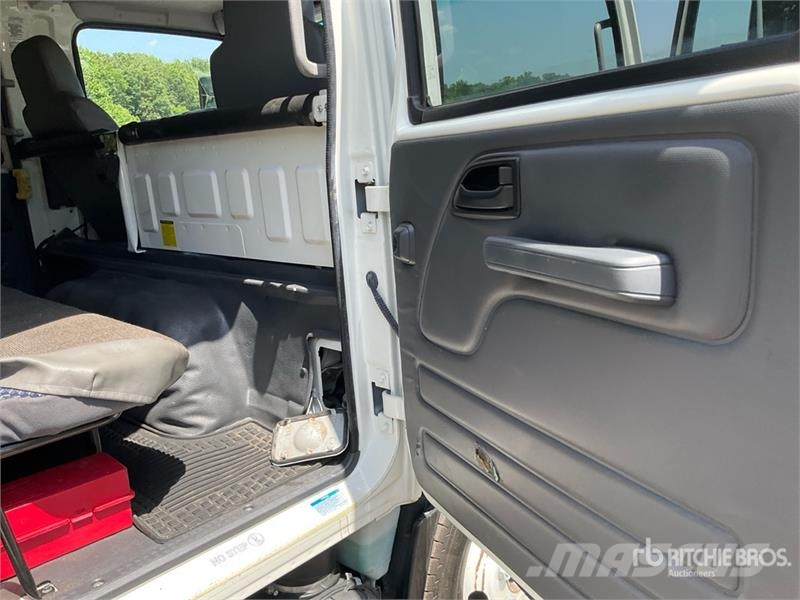 Isuzu NPR Sklápače
