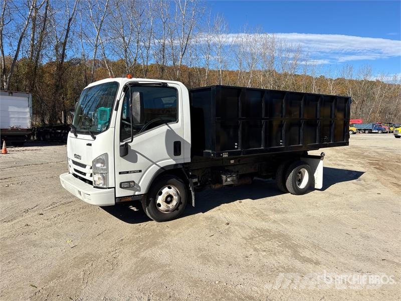 Isuzu NPR Tippbilar