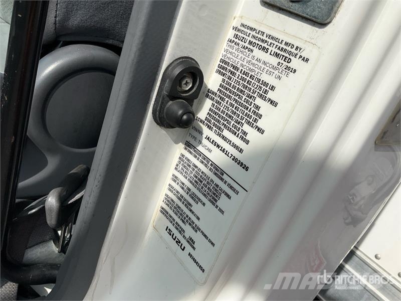 Isuzu NPR Camion a temperatura controllata